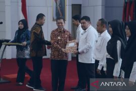 Pemprov  Kaltim serahkan SK pengangkatan 446 PPPK Tenaga Kesehatan