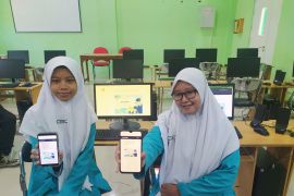 Dua siswa madrasah Ponorogo diterima 8 PTLN
