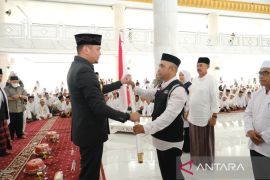 Bupati Gowa melepas keberangkatan 589 calon haji reguler
