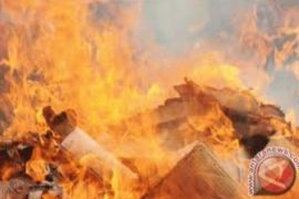 Tangki limbah pabrik kelapa sawit meledak, empat tewas