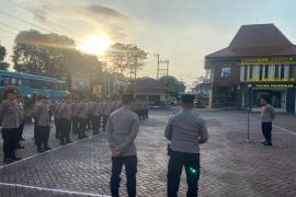 Polres Trenggalek siagakan satu SSK amankan pilkades serentak