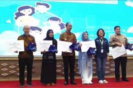 Imunisasi Polio di Kabupaten Purwakarta capai 101 persen