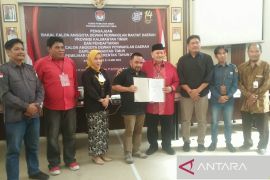 Tiga bakal calon DPD RI daftar ke KPU Kaltim