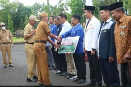 Bupati Tanah Laut Gunakan dana hibah sebaik mungkin