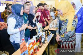 Pemprov Jatim catat transaksi Rp285 miliar lebih pada misi dagang di Lampung