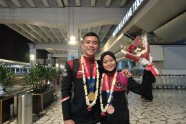 Pengorbanan  Aimelis tinggalkan buah hati berbuah manis