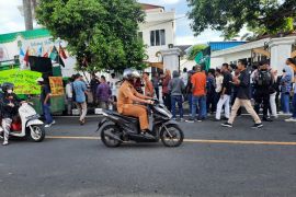 Manajemen RSU Chasan Boesoerie Ternate terbelit utang puluhan miliar