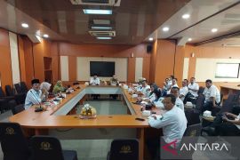 DPRD Bekasi desak perusahaan memecat pria terlapor kasus pelecehan ke karyawati