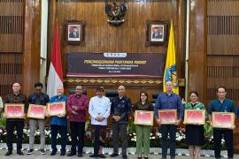 BPJAMSOSTEK Banuspa serahkan penghargaan Paritrana Award di Provinsi Bali