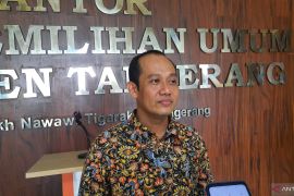 KPU Kabupaten Tangerang terima tiga parpol pendaftaran caleg 2024
