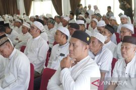308 Jamaah calon haji HSS ikuti manasik kemenag