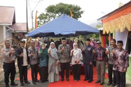 Kejar target turunkan stunting, Padang Panjang resmikan Kampung KB dan Rumah DataKu Silaiang Indah
