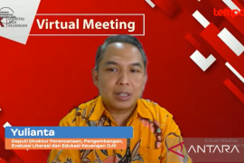 OJK commits to improving people's financial literacy: official