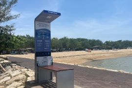 Sejumlah destinasi wisata di Bali dilengkapi dengan stasiun pengisian tenaga surya