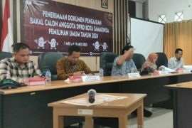 KPU Samarinda terima pendaftaran bacaleg dari delapan parpol hingga H-1