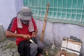 Tukang sol sepatu keliling di Lebak bisa raih pendapatan capai Rp300 ribu/hari