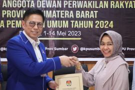 KPU Sumbar terima pendaftaran 65 kader Partai Demokrat