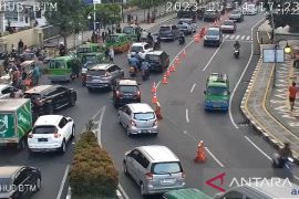 Polresta Bogor pantau lalin akhir pekan secara umum ramai lancar