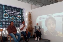 Ketum AJI sampaikan tiga tantangan  bagi  jurnalis pada tahun Politik