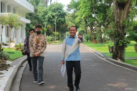 Presiden Jokowi temui delegasi pengusaha Korsel di Istana Merdeka