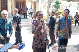 Mahfud MD soroti maraknya fenomena "industri hukum" di daerah