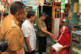 Cak Ji: Keamanan lingkungan di Surabaya harus diperhatikan lurah-camat