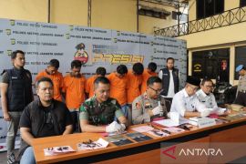 Polisi ringkus sindikat pencuri kendaraan bermotor bersenjata api