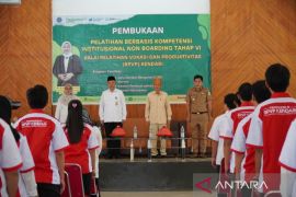 Wagub Sultra berharap BPVP Kendari tingkatkan SDM terampil bekerja