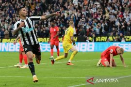 Newcastle kembali ke jalur kemenangan usai taklukkan Burnley 3-1