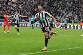 Gasak Brighton 4-1, Newcastle United jaga asa finis di empat besar