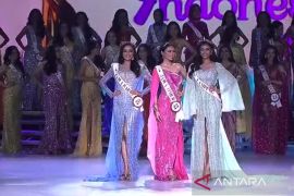 Finalis 3 besar Pemilihan Puteri Indonesia 2023 jawab pertanyaan soal baik dan benar