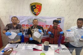 Polresta Banjarmasin "dor" dua pelaku pembobol toko emas