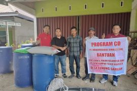 PT WBL salurkan bantuan program kemitraan di Gunung Sahilan