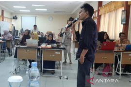 Diskominfo Bangka Barat latih pengelola website presensi elektronik