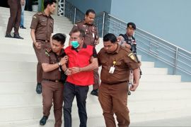 BREAKING NEWS - Mantan Wali Kota Lhokseumawe Suaidi Yahya jadi tersangka korupsi PT RS Arun