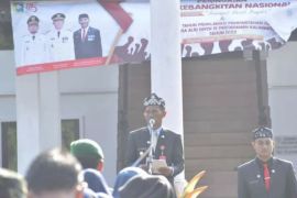 Bupati ajak masyarakat Tanah Laut siap hadapi zaman serba canggih