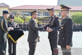 38 anggota Polda Kalsel terima penghargaan saat Harkitnas 2023