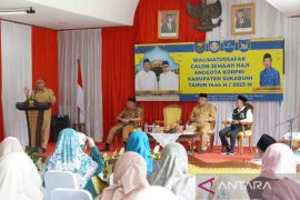 Bupati Sukabumi beri wejangan kepada ASN yang berangkat haji