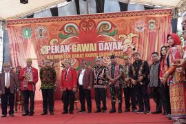 Sekda Ketapang harap Pekan Gawai Dayak Kalbar mempersatukan berbagai lapisan masyarakat