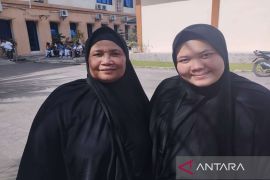 Intan Maulina calon haji kloter pertama asal Madina