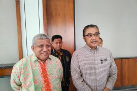 Anggota DPR RI minta pemda tegas tegakkan aturan soal jalan