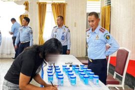 Puluhan warga binaan Lapas Siboga tes urine
