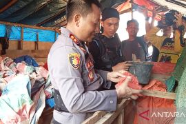 Tim gabungan Polres Pasaman Barat-Polda kembali tertibkan penambangan emas tanpa izin di Tombang (Video)