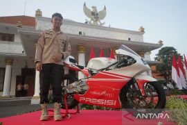 Pembalap Moto3 Mario Suryo Aji jelang berlaga di Italia
