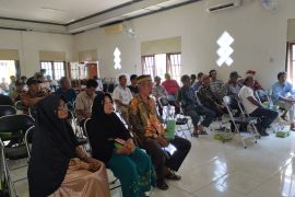 Warga keluhkan kegiatan penebangan pohon oleh PT TWK