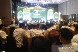 BI kembangkan ekonomi syariah di  Indonesia Timur