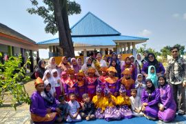 Peduli Pendidikan Anak Usia Dini, BUNDA PAUD Babel Kunjungi TK Negeri Pembina