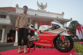 Jalan berliku "Super Mario" menapak aspal sirkuit dunia