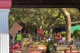 Petugas RS Bhayangkara Kediri autopsi jenazah purnawirawan TNI