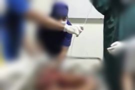 Heboh seorang penambang pasir digigit buaya